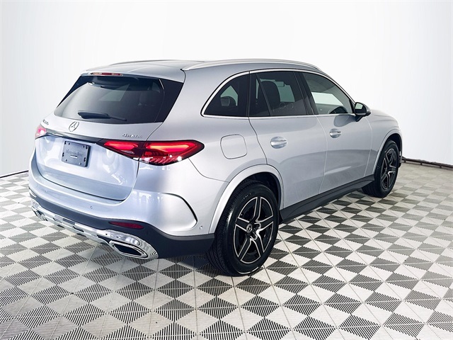 2026 Mercedes Benz GLC 350e 4MATIC photo 4