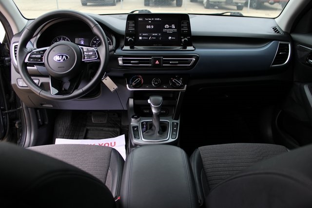 2021 Kia Seltos S photo 30