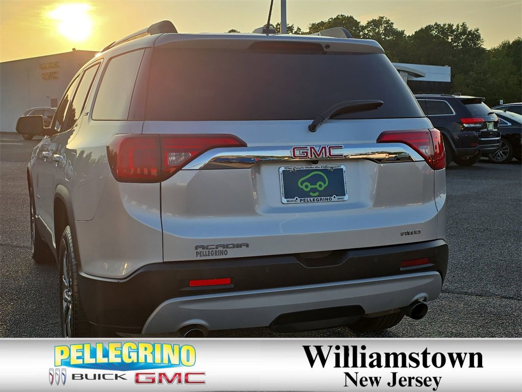 2017 Gmc Acadia SLT photo 32