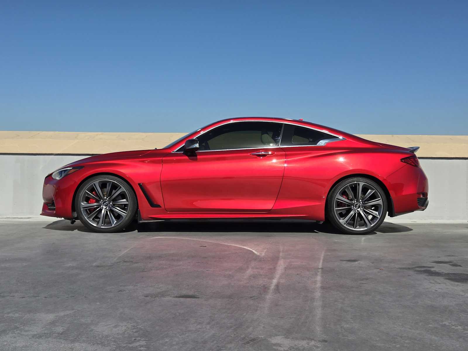2021 Infiniti Q60 Red Sport 400 photo 4