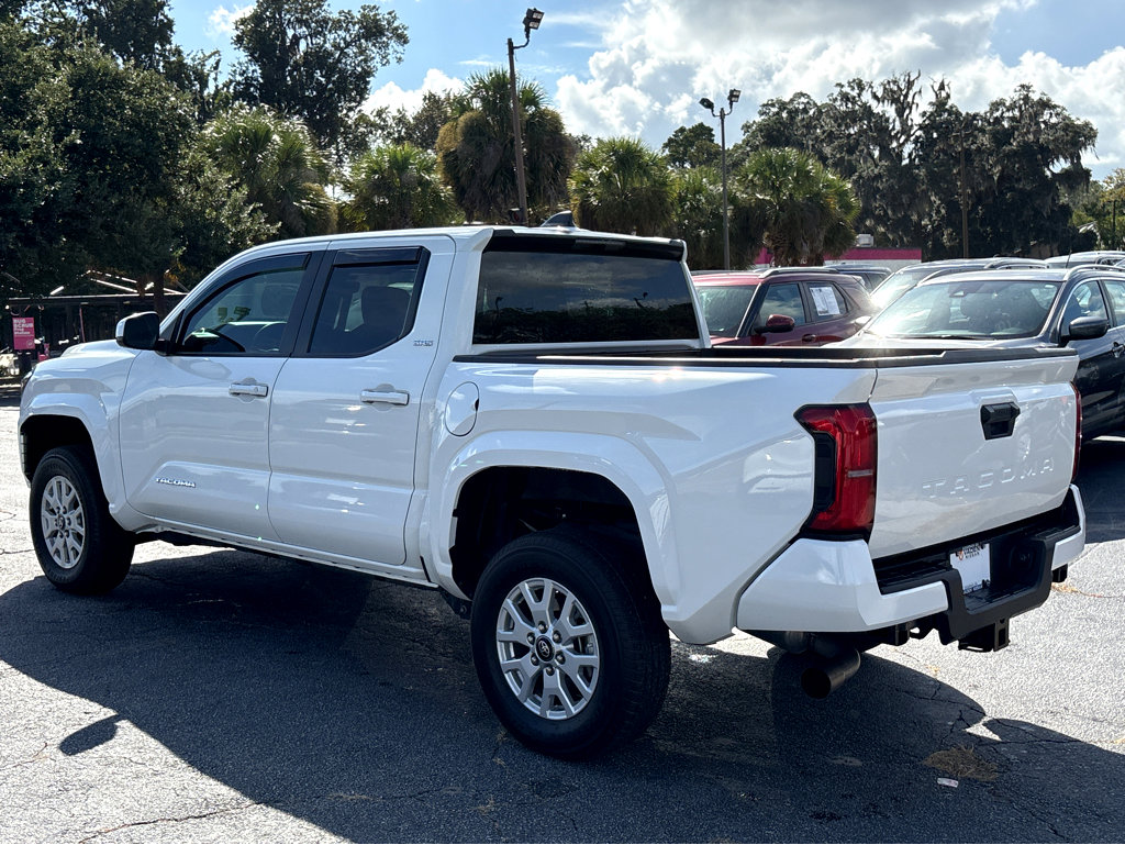 2024 Toyota Tacoma SR5 photo 26