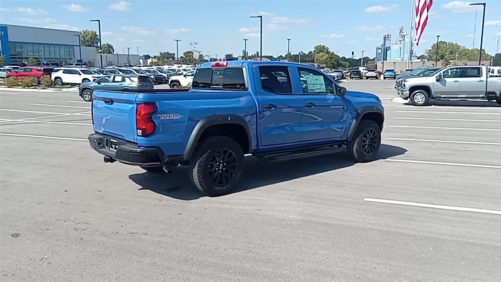 2026 Chevrolet Colorado Trail Boss photo 8