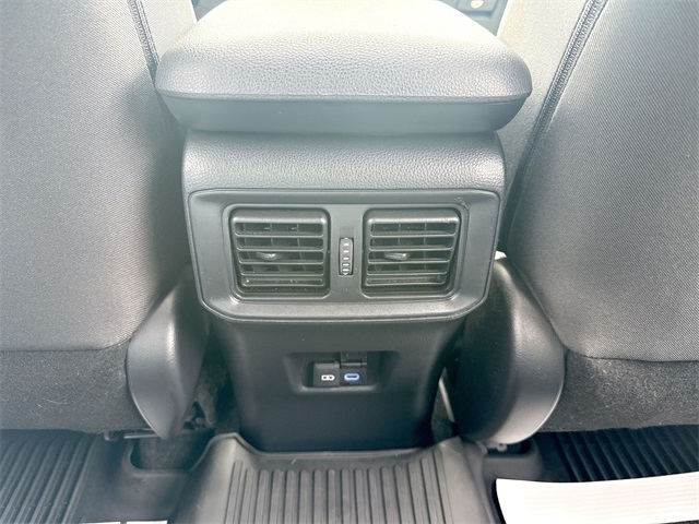 2022 Toyota RAV4 Hybrid SE photo 23