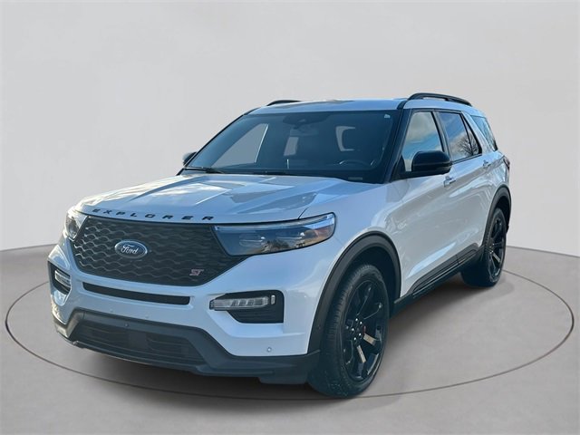 2021 Ford Explorer ST's photo
