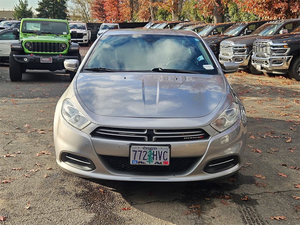2015 Dodge Dart SE photo 2