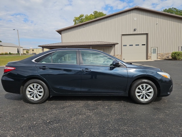 2017 Toyota Camry XLE XSE photo 7