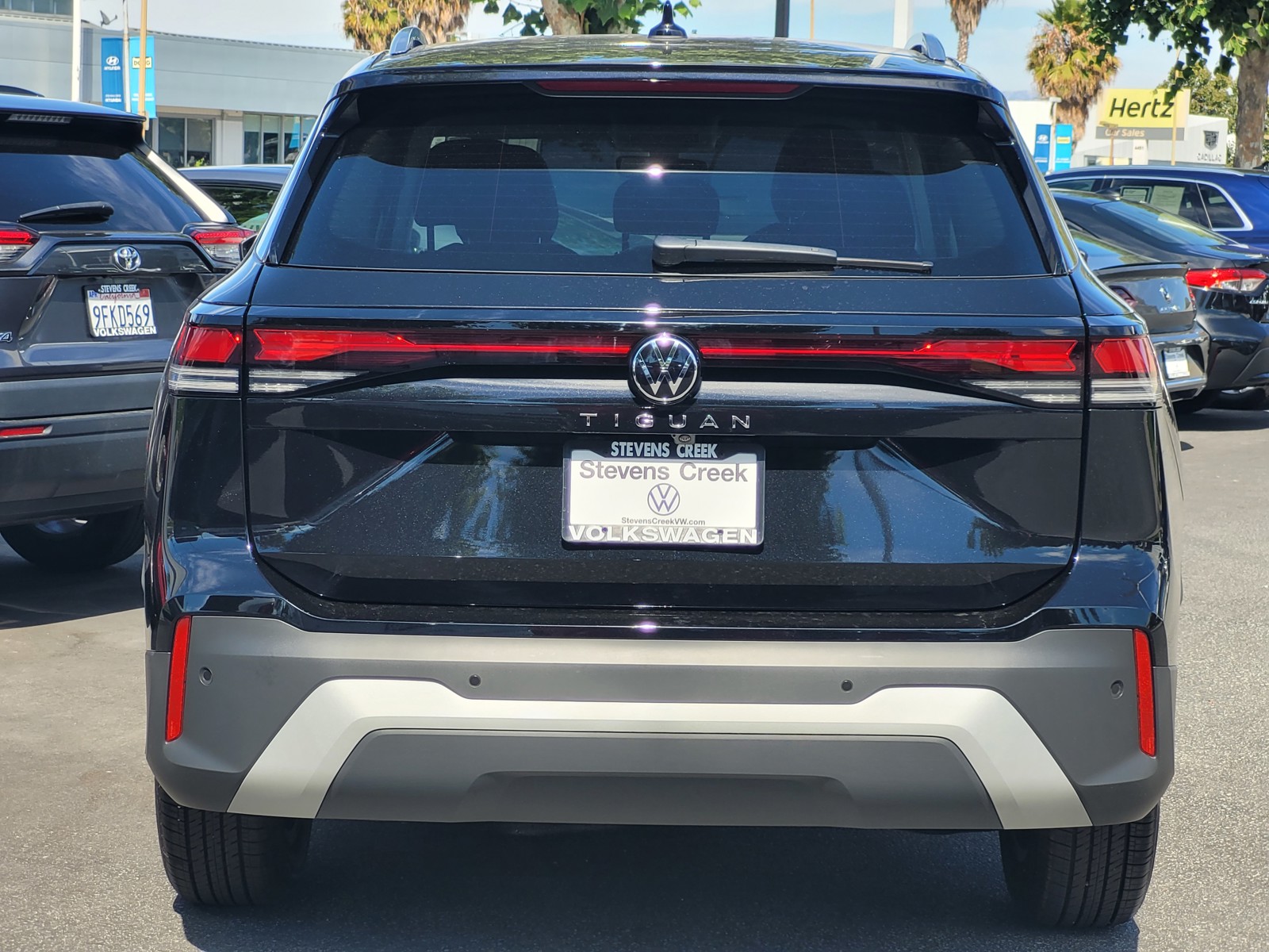 2025 Volkswagen Tiguan S photo 4