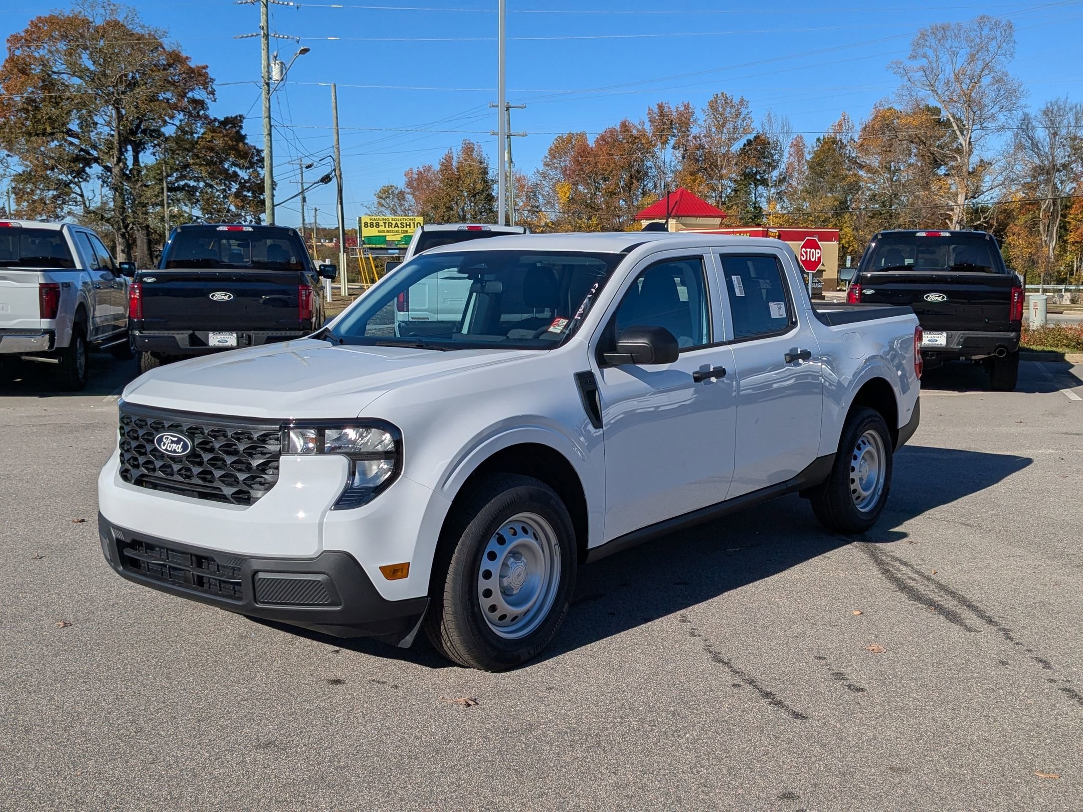 2025 Ford Maverick XL's photo