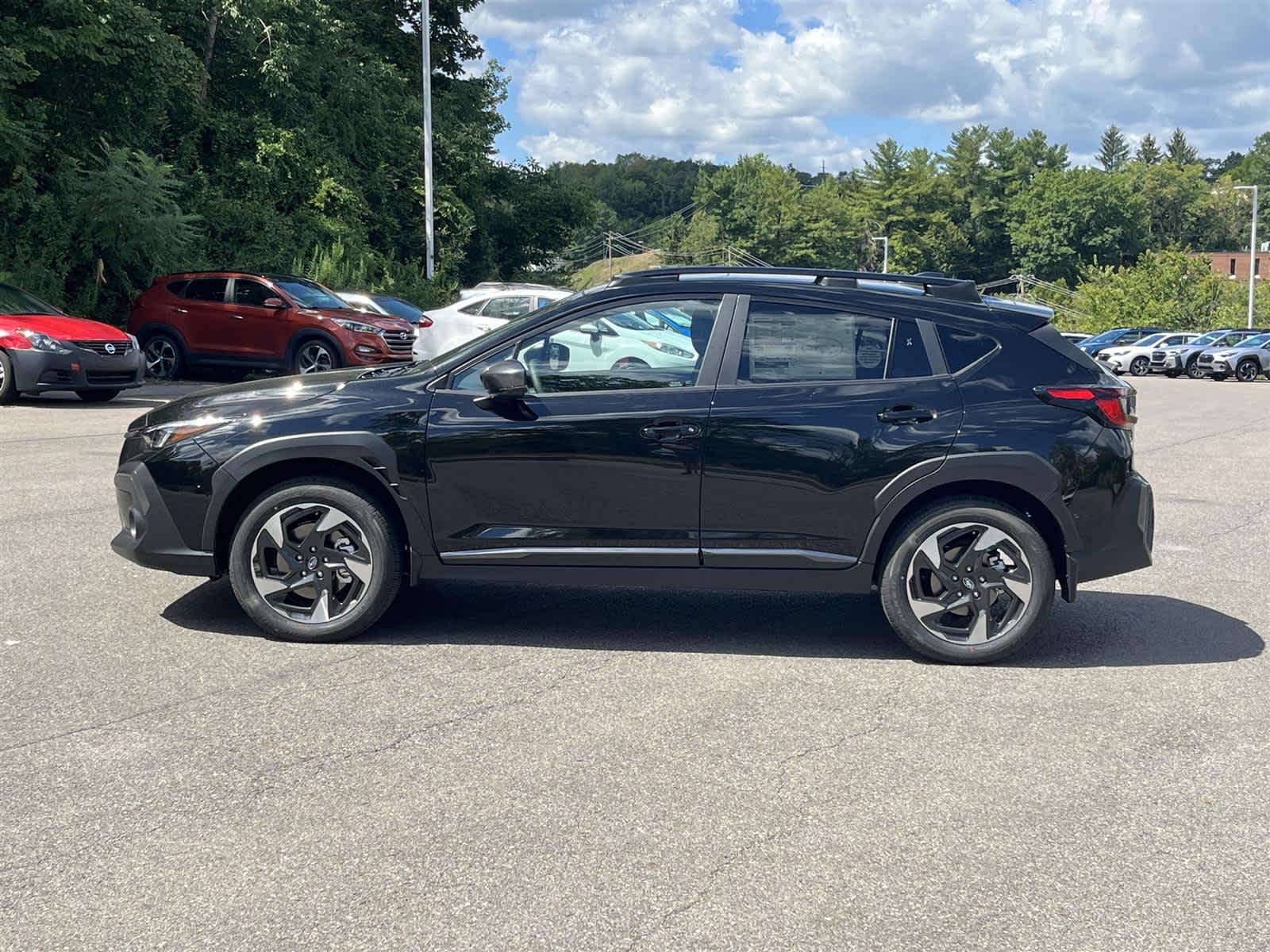 2025 Subaru Crosstrek Limited photo 2