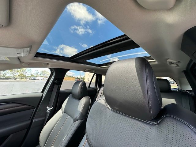 2025 Mazda CX-50 Premium Plus photo 25