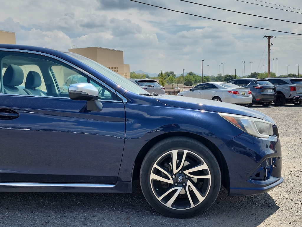 2018 Subaru Legacy Sport photo 3