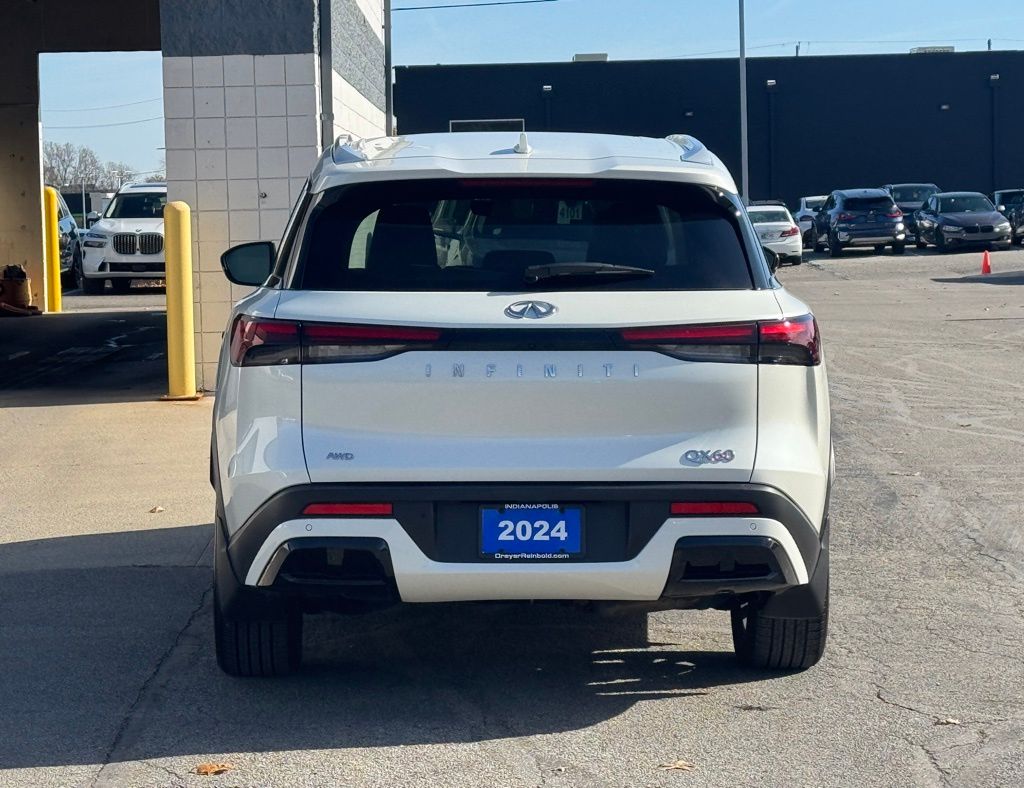 2024 Infiniti QX60 Luxe AWD photo 4