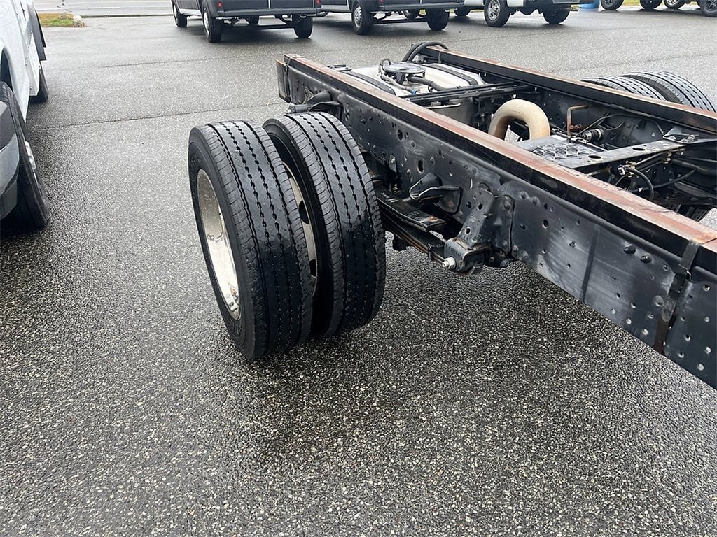 2022 Chevrolet Silverado 4500HD photo 4