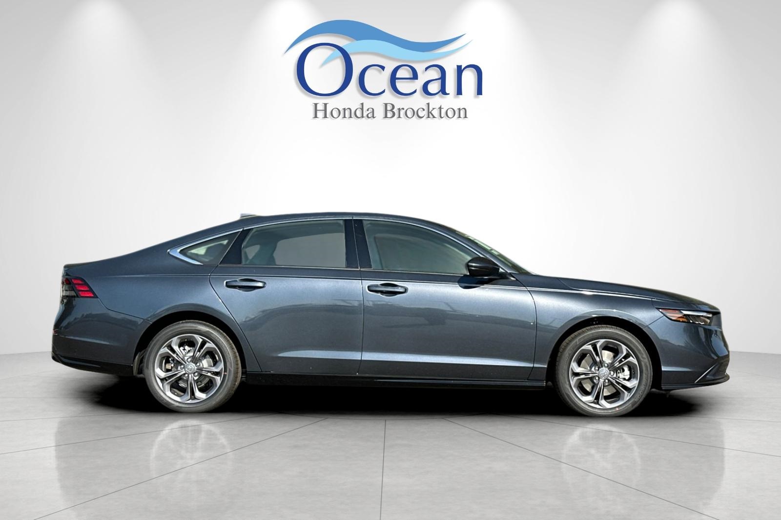2025 Honda Accord Hybrid EX-L photo 6