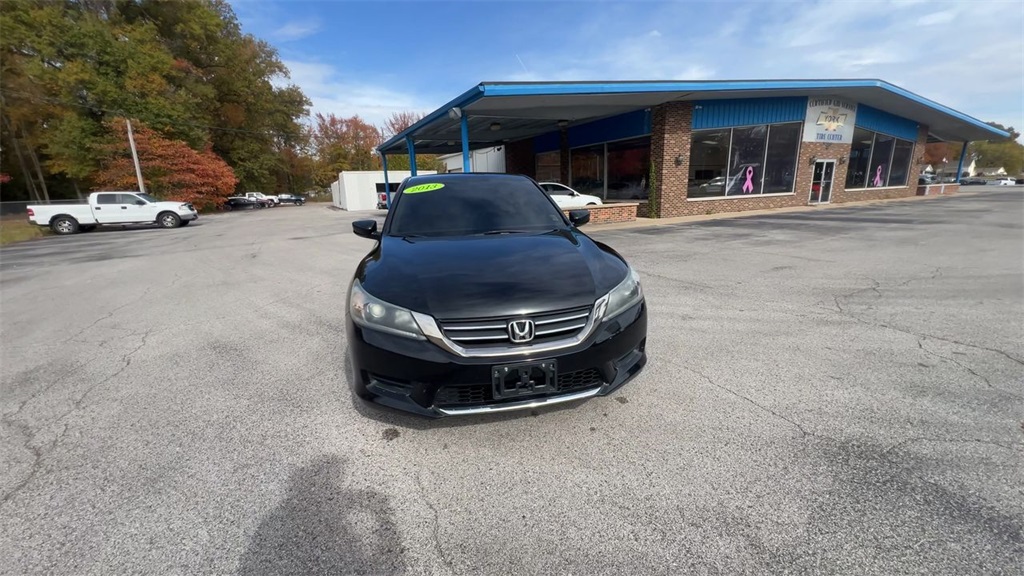 2013 Honda Accord LX photo 2