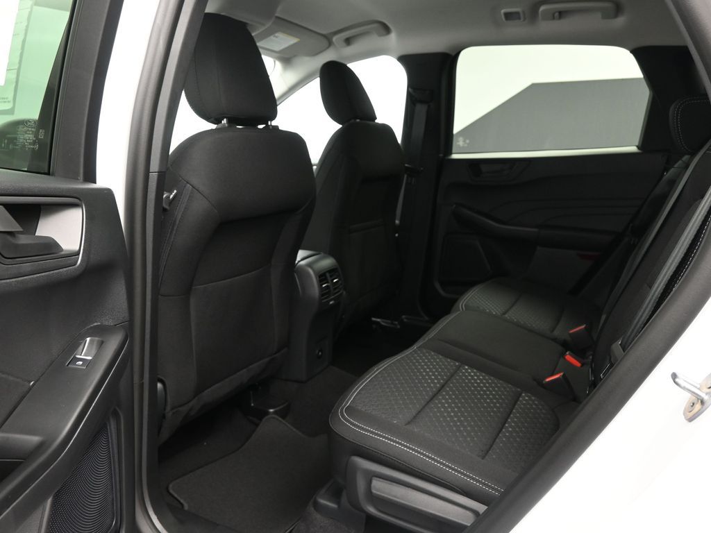 2025 Ford Escape Active photo 16