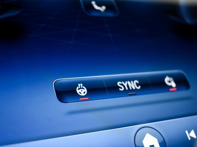 2026 Mercedes Benz GLC 300 photo 26