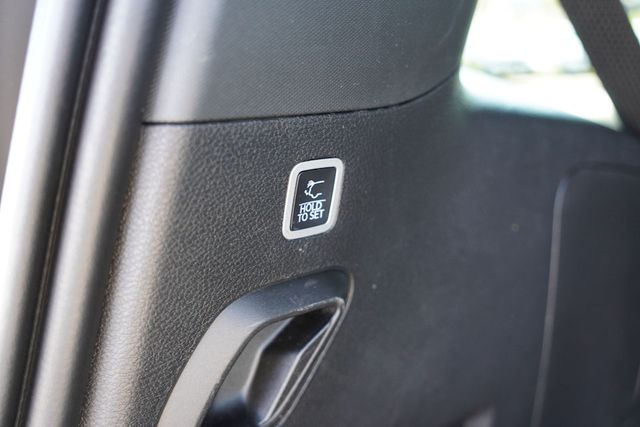 2025 Jeep Wagoneer Base photo 23