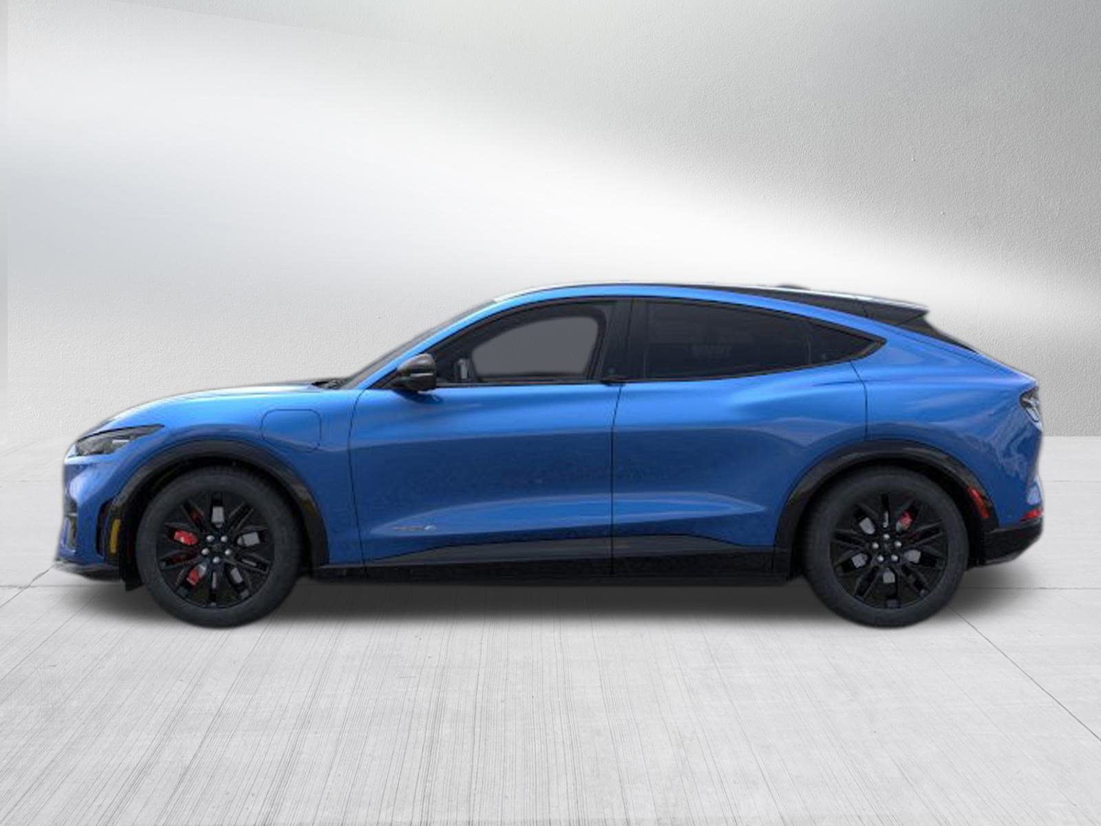 2025 Ford Mustang Mach-E Premium photo 3