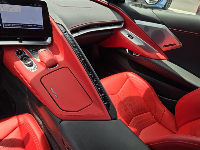 2024 Chevrolet Corvette Stingray 2LT photo 14