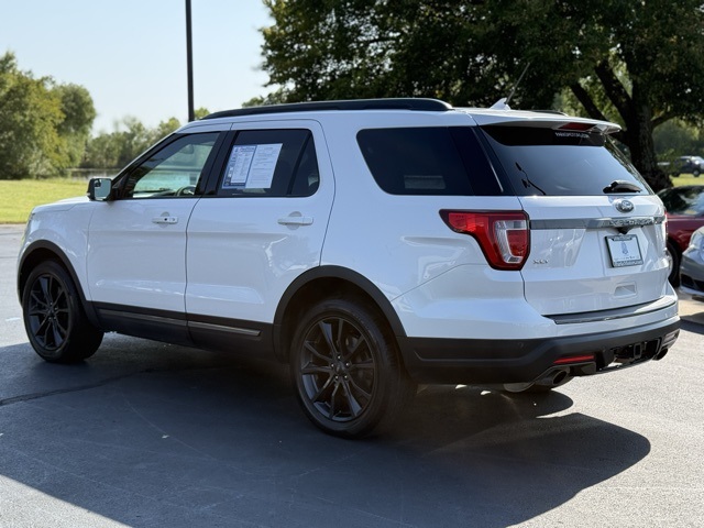 2018 Ford Explorer XLT photo 4