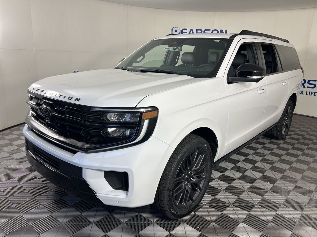 2025 Ford Expedition Platinum's photo