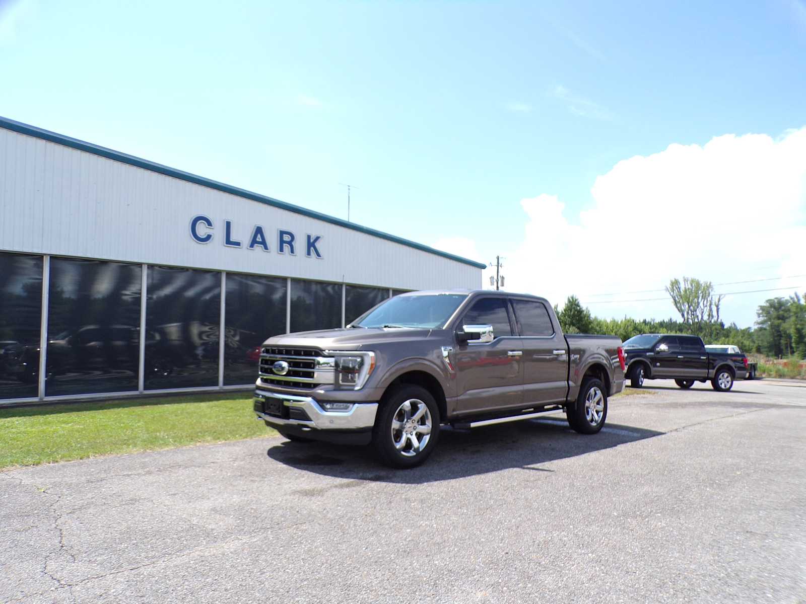 2022 Ford F-150 Lariat's photo