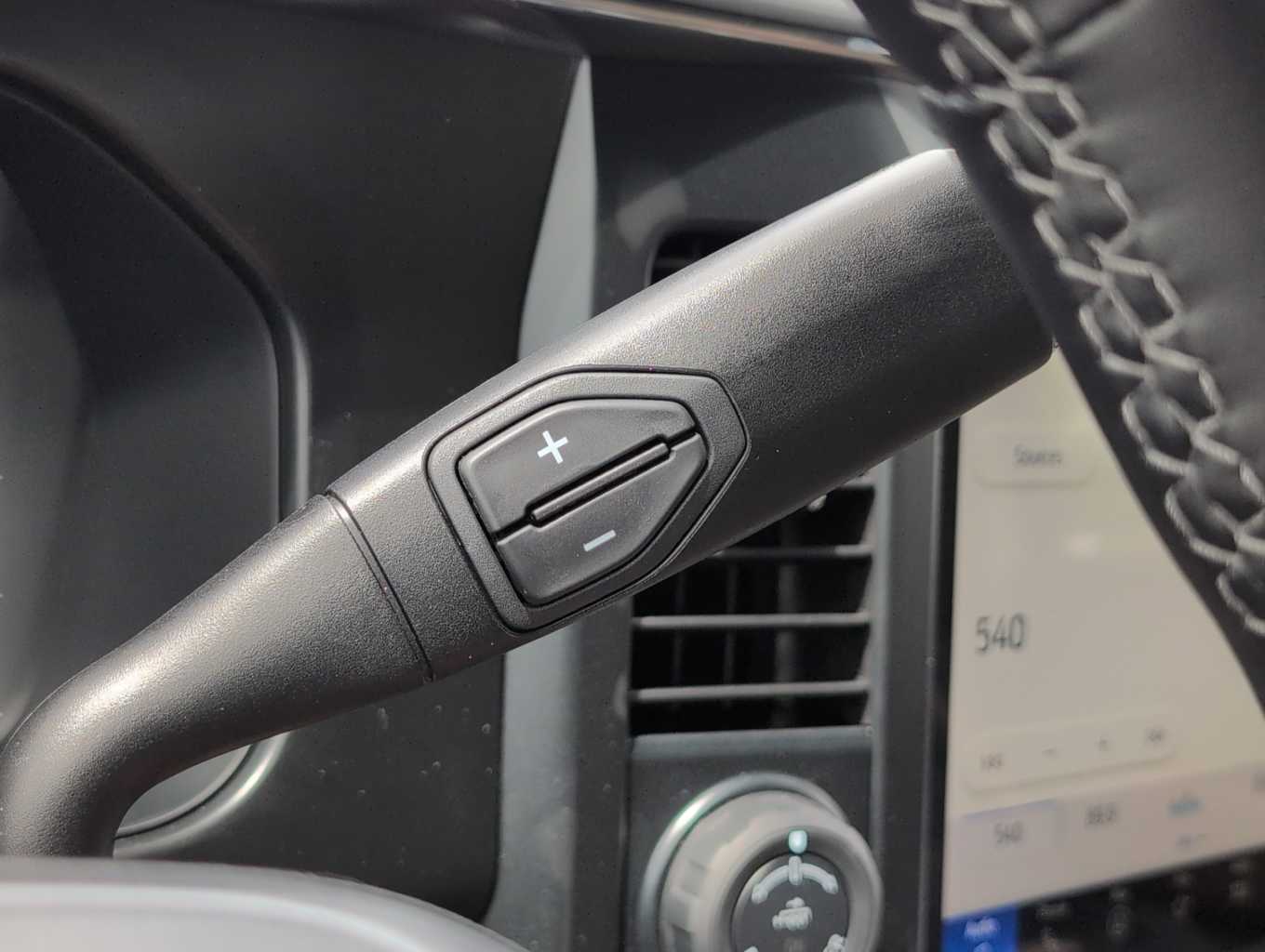 2025 Ford F-250 Lariat photo 19