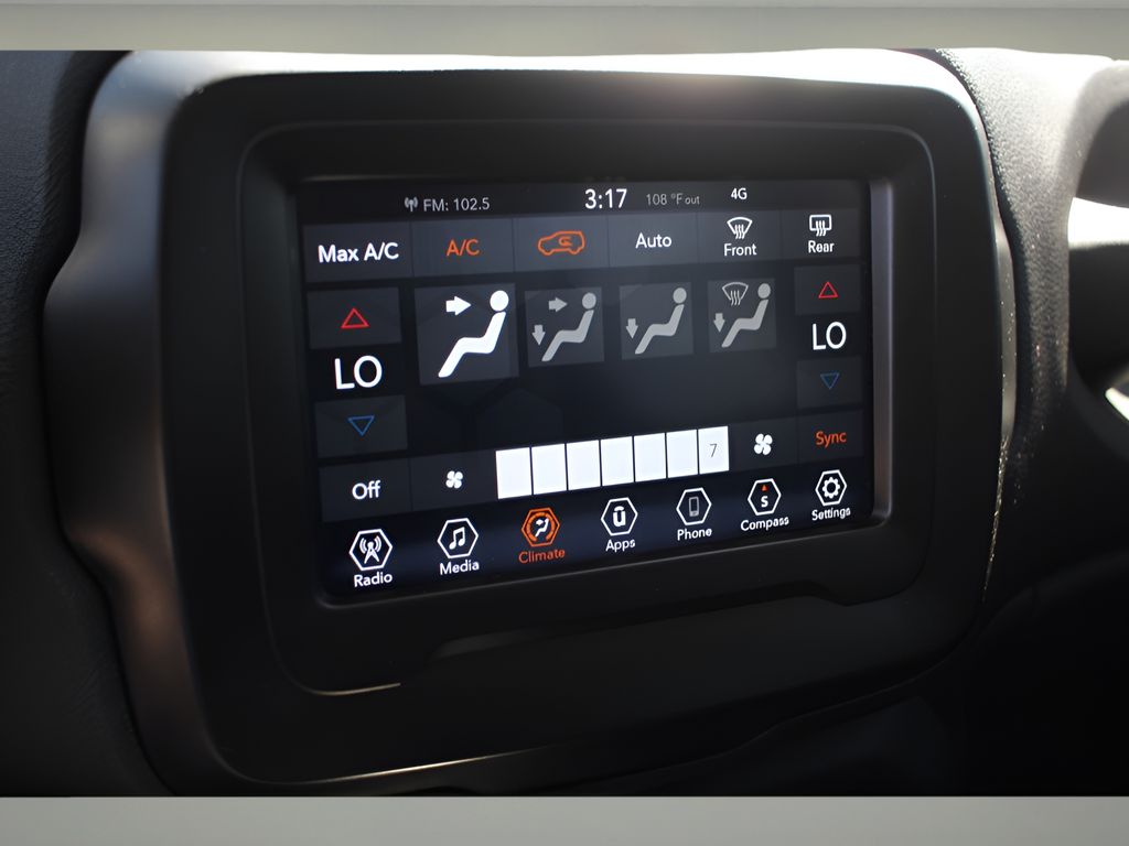 2021 Jeep Renegade Sport photo 13