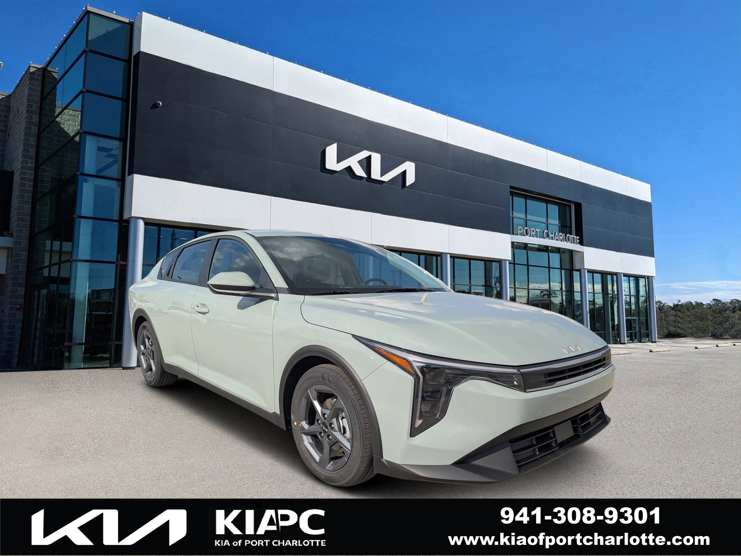 2025 Kia K4 LXS's photo