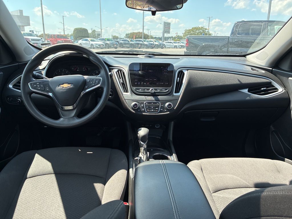 2023 Chevrolet Malibu 1LT photo 19