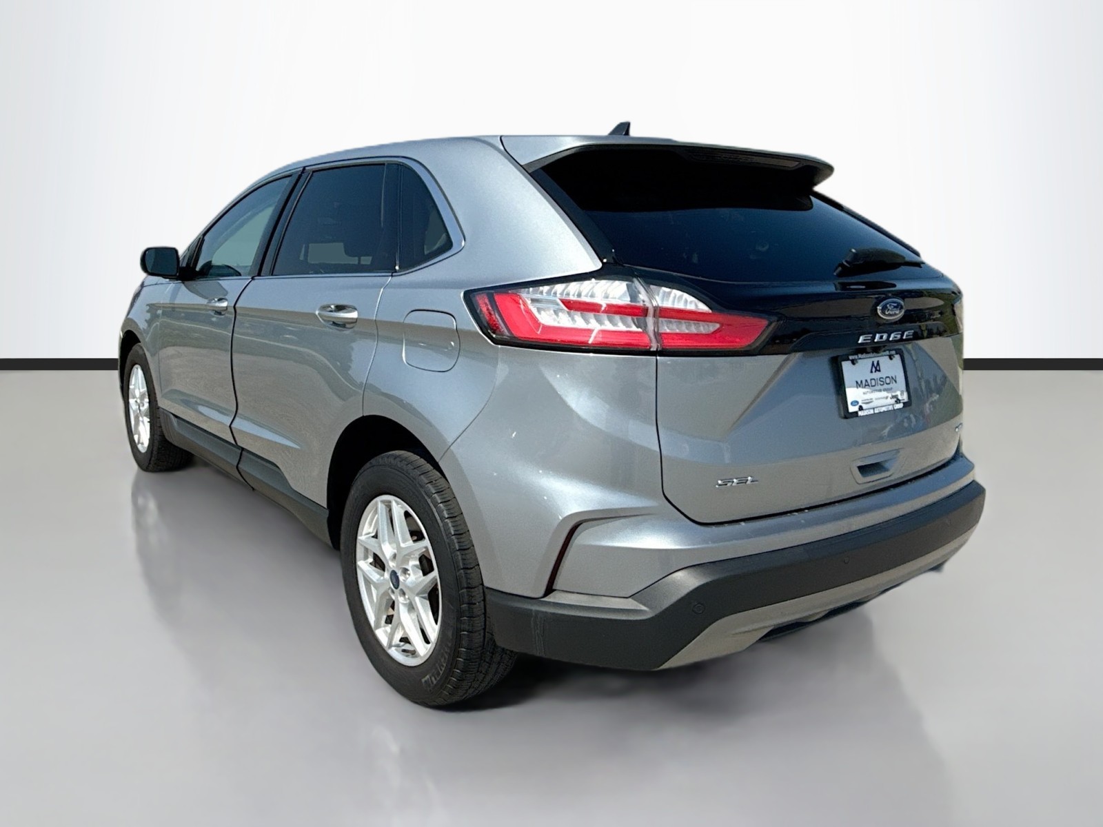 2022 Ford Edge SEL photo 7