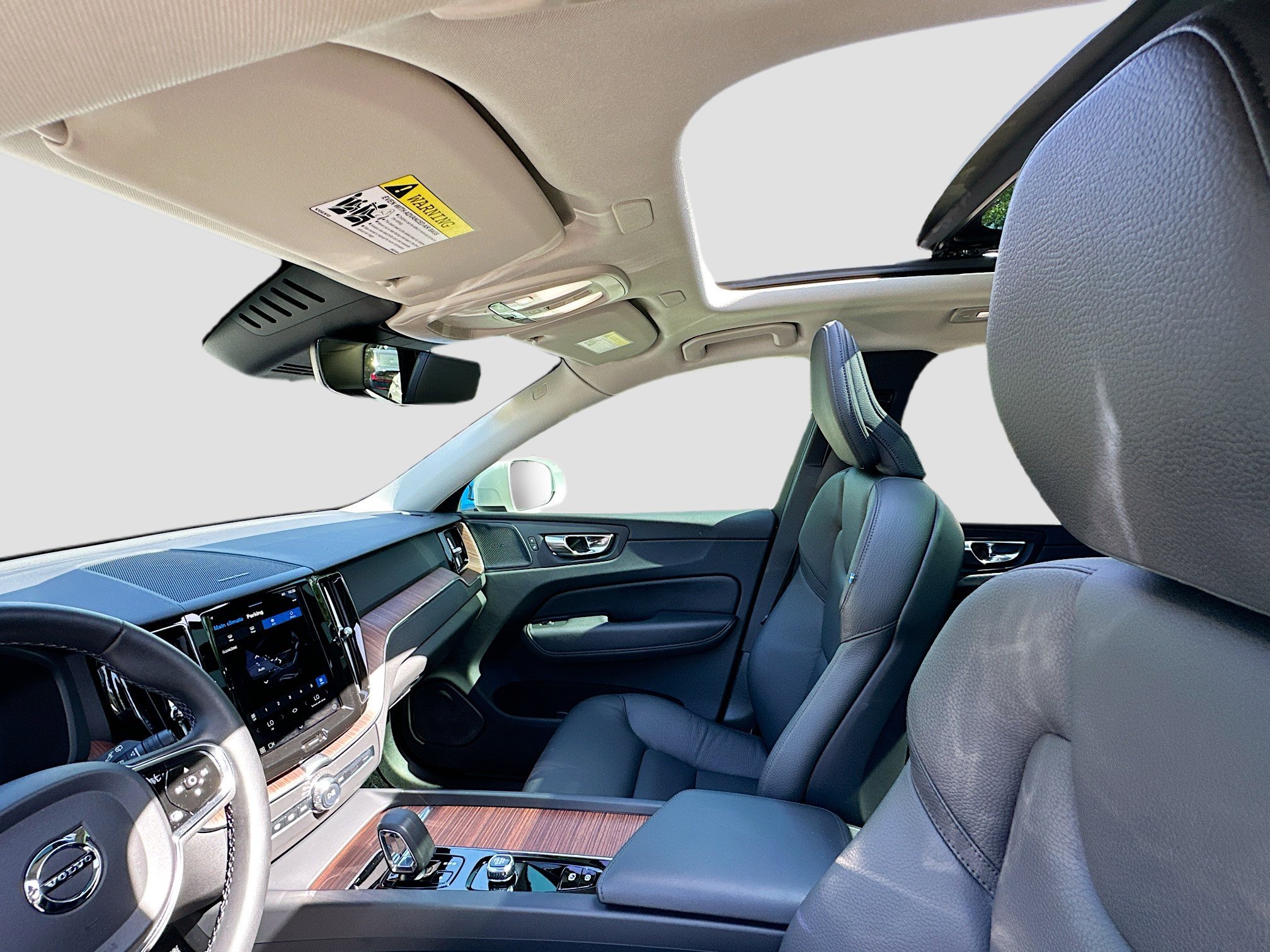 2023 Volvo XC60 Plus photo 19