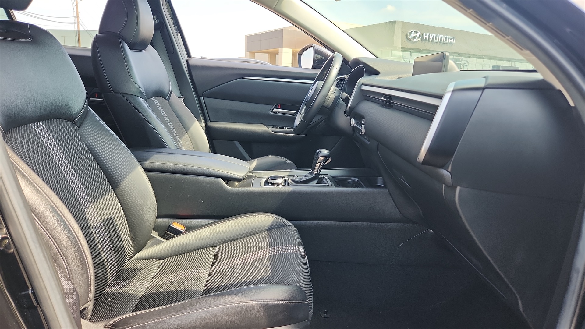 2024 Mazda CX-50 2.5 S Preferred photo 25