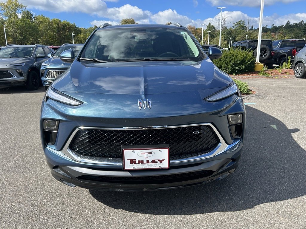 2026 Buick Encore GX Sport Touring photo 2