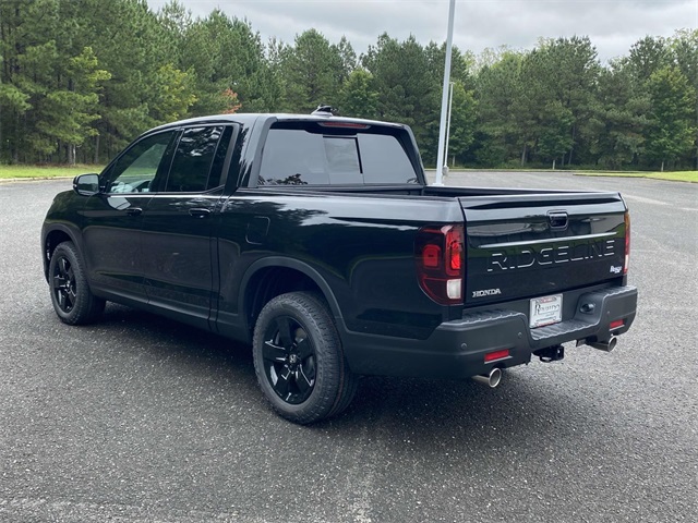 2025 Honda Ridgeline Black Edition photo 4