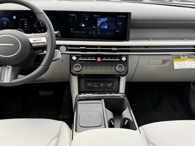 2025 Hyundai Tucson Hybrid Limited photo 24