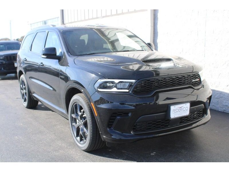 2026 Dodge Durango GT Blacktop photo 2