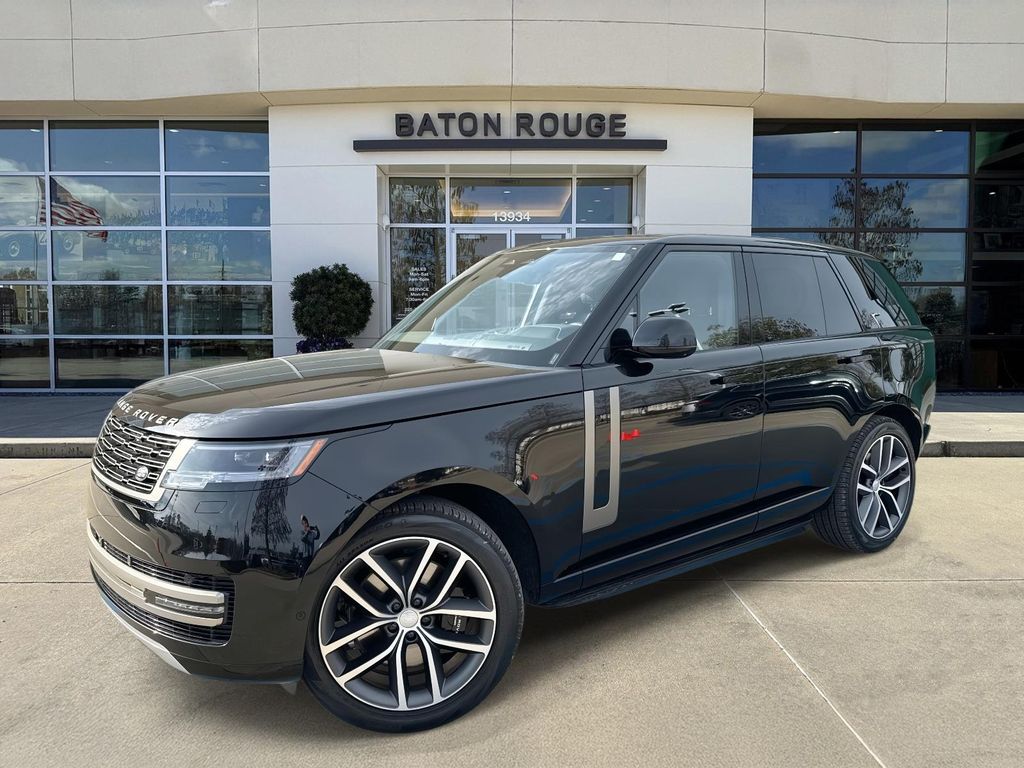 2025 Land Rover Range Rover SE's photo