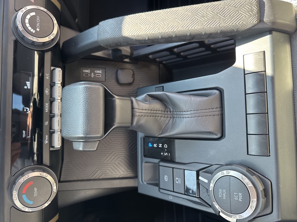 2024 Toyota Tacoma SR5 photo 29
