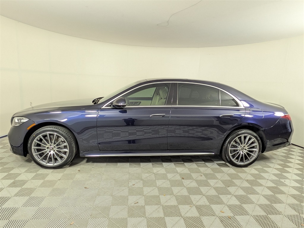 2024 Mercedes Benz S 580e 4MATIC photo 7