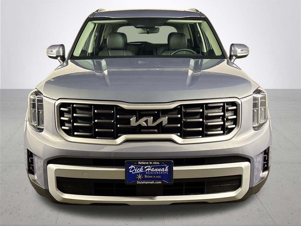 2025 Kia Telluride S photo 3