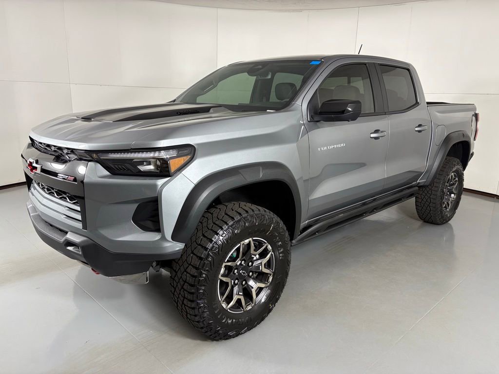 2026 Chevrolet Colorado ZR2 photo 4