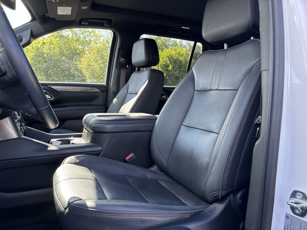 2023 Chevrolet Tahoe RST photo 3