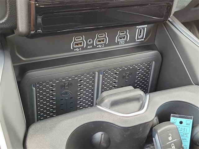 2025 Ram 1500 Laramie photo 24