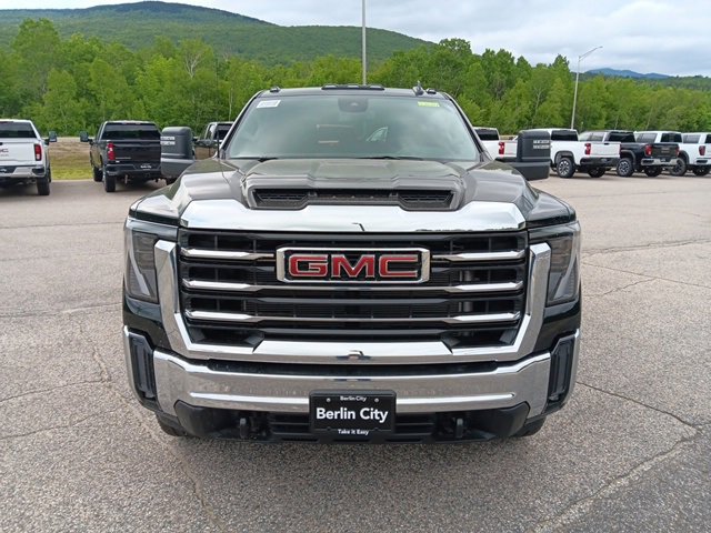2025 Gmc Sierra 2500 HD SLE photo 2