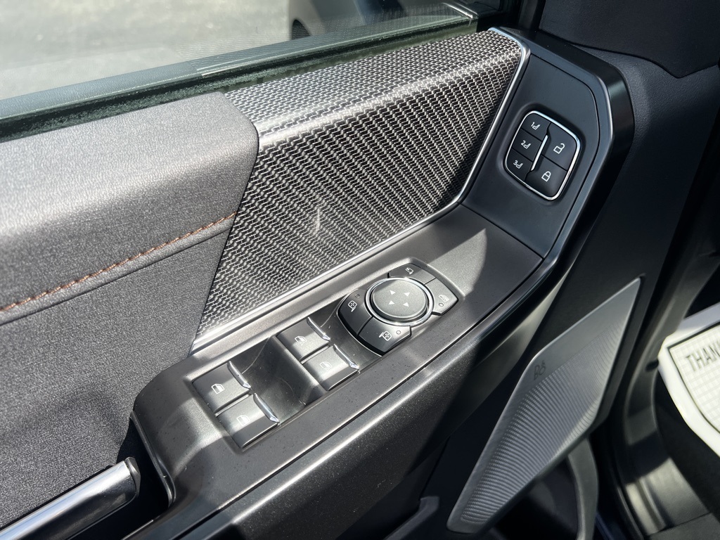 2022 Ford F-150 Raptor photo 5