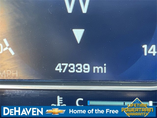 2022 Chevrolet Silverado 1500 LT photo 3