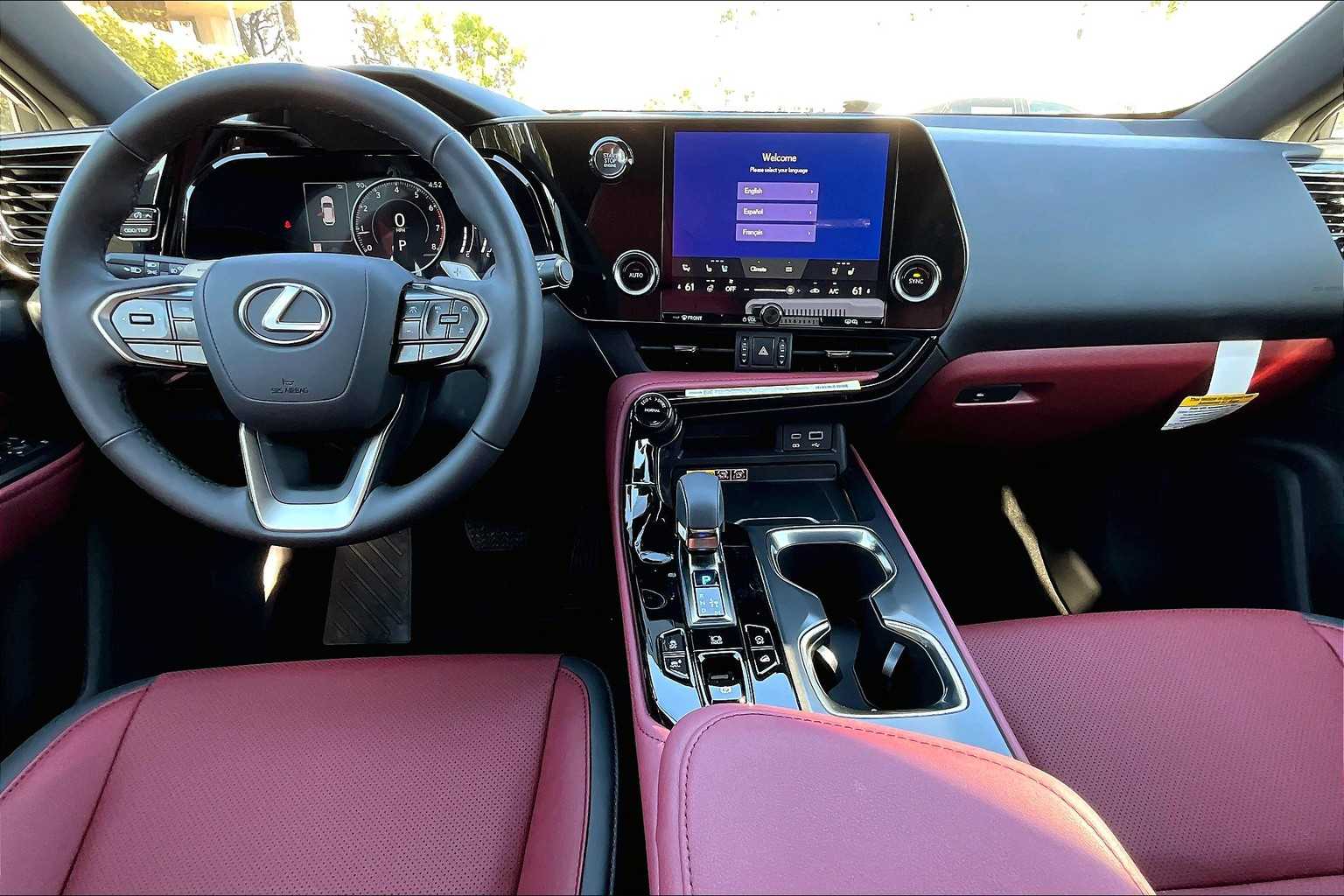 2026 Lexus NX 350 Premium photo 5