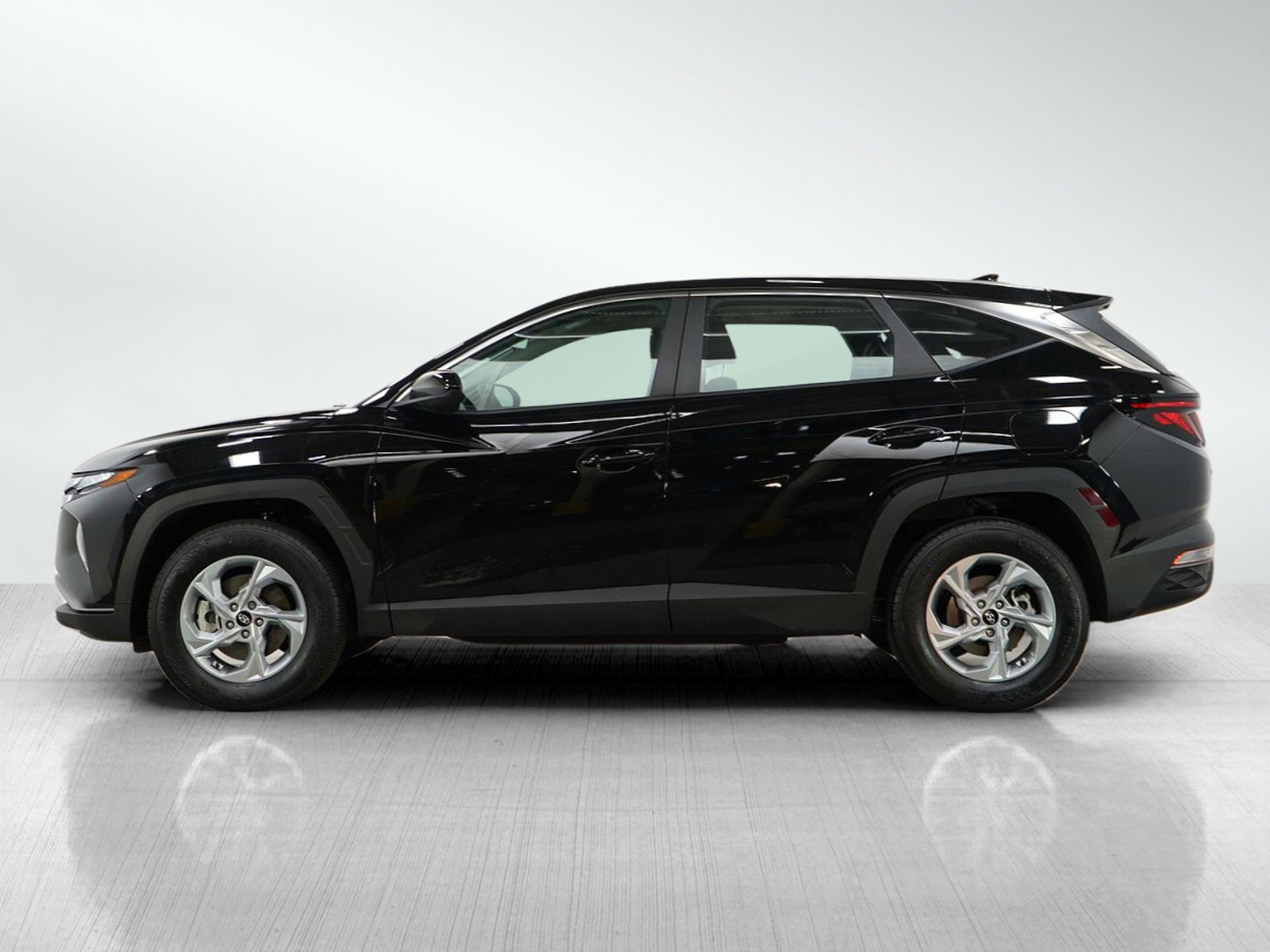 Used 2023 Hyundai Tucson SE with VIN 5NMJACAE6PH168877 for sale in Minneapolis, Minnesota